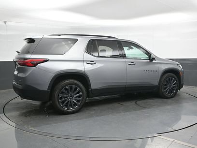 Used 2023 Chevrolet Traverse RS