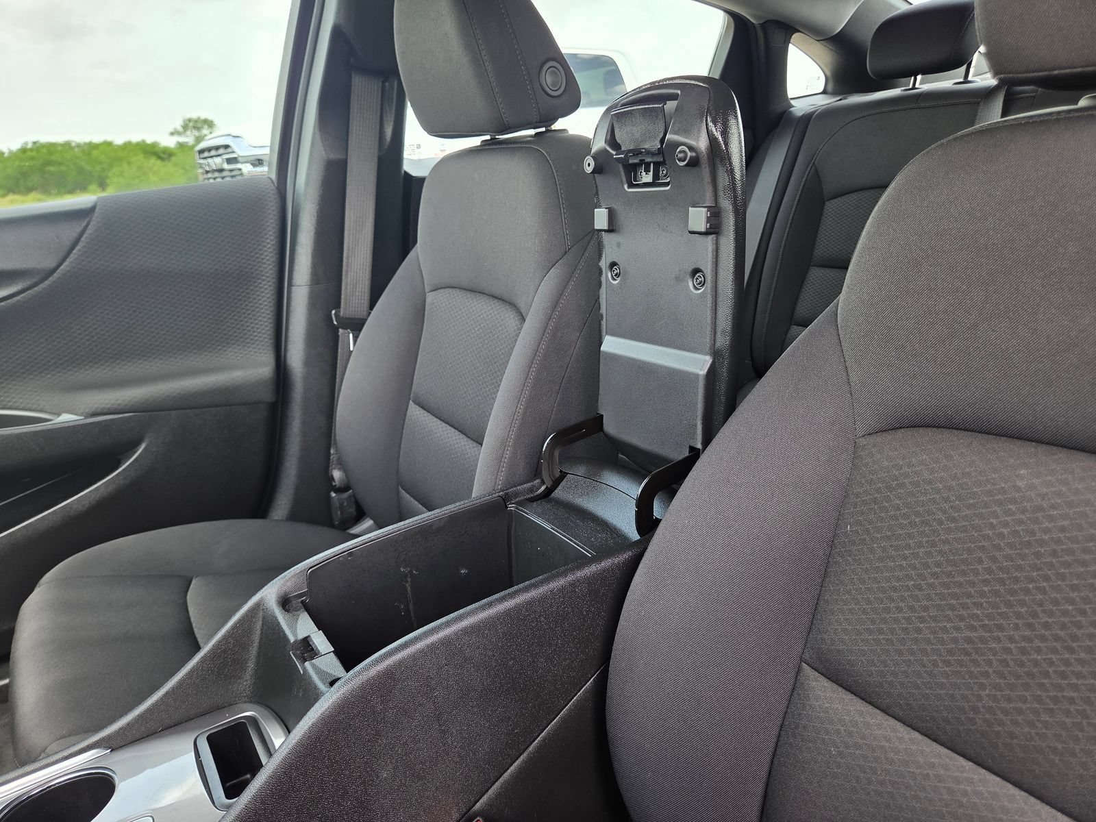 Used 2024 Chevrolet Malibu LT FWD image 31