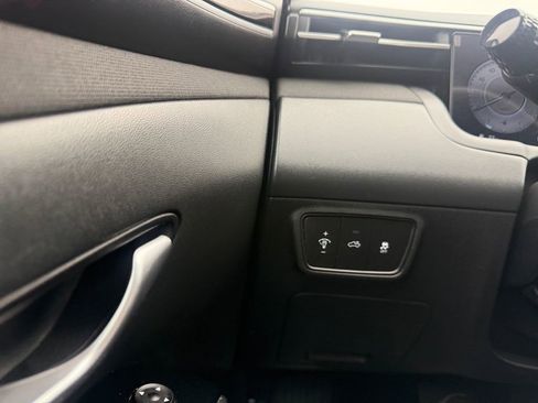 Used 2023 Hyundai Santa Cruz Limited image 22