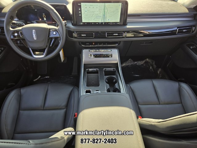 New 2026 Lincoln Aviator 2WD w/ Jet Appearance Package image 12