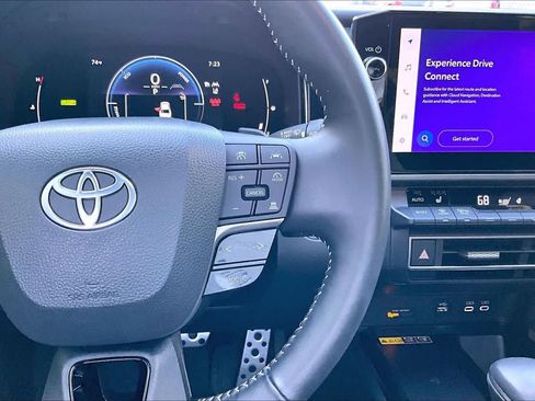 Used 2025 Toyota Camry SE w/ Multimedia Upgrade Package FWD image 25