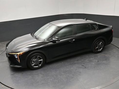 Used 2025 Kia K4 LXS image 20