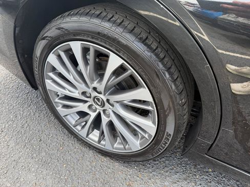 Used 2019 Lexus ES 350 w/ Premium Package FWD image 28