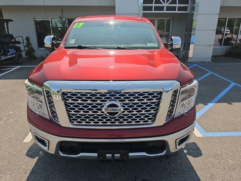 Used 2017 Nissan Titan Platinum Reserve AWD/4WD image 9
