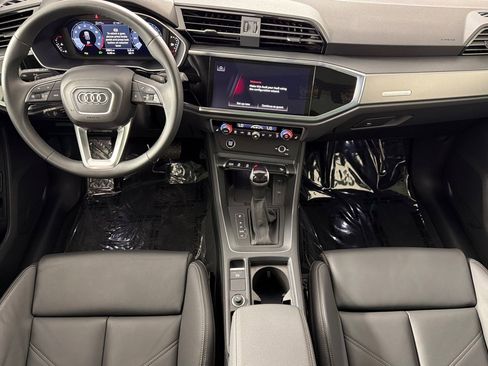 Used 2025 Audi Q3 2.0T Premium w/ Convenience Package AWD/4WD image 12