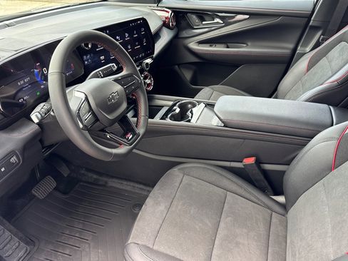 New 2025 Chevrolet Blazer EV RS image 10