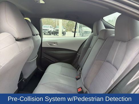 Used 2021 Toyota Corolla SE image 12