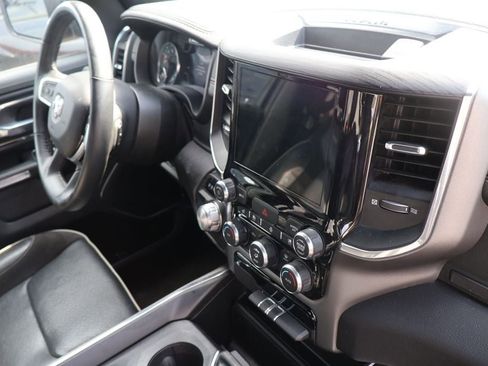 Used 2024 RAM 1500 Laramie image 10