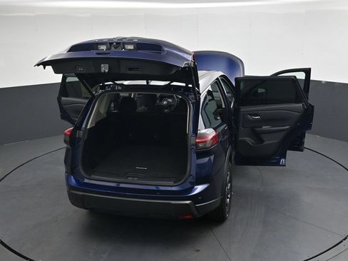 Used 2025 Nissan Rogue SV FWD image 54