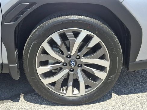 Used 2025 Subaru Forester Touring AWD/4WD image 8