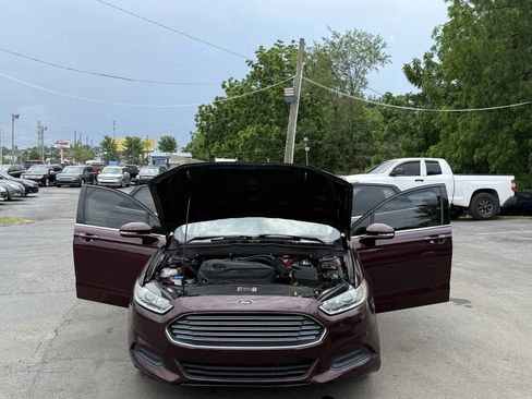 Used 2013 Ford Fusion SE FWD image 20