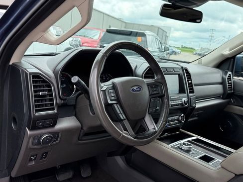 Used 2020 Ford Expedition Limited w/ Equipment Group 302A RWD image 4
