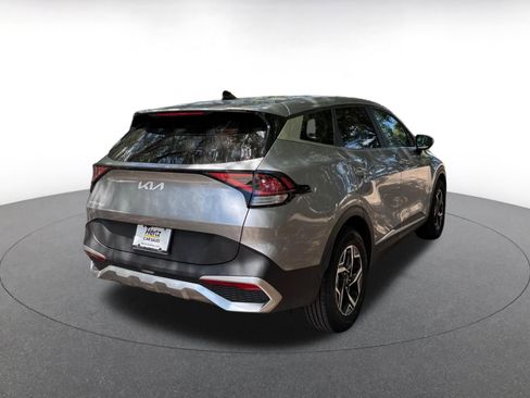 Used 2025 Kia Sportage LX FWD image 7