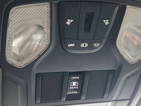 Used 2019 RAM 1500 Big Horn AWD/4WD image 13