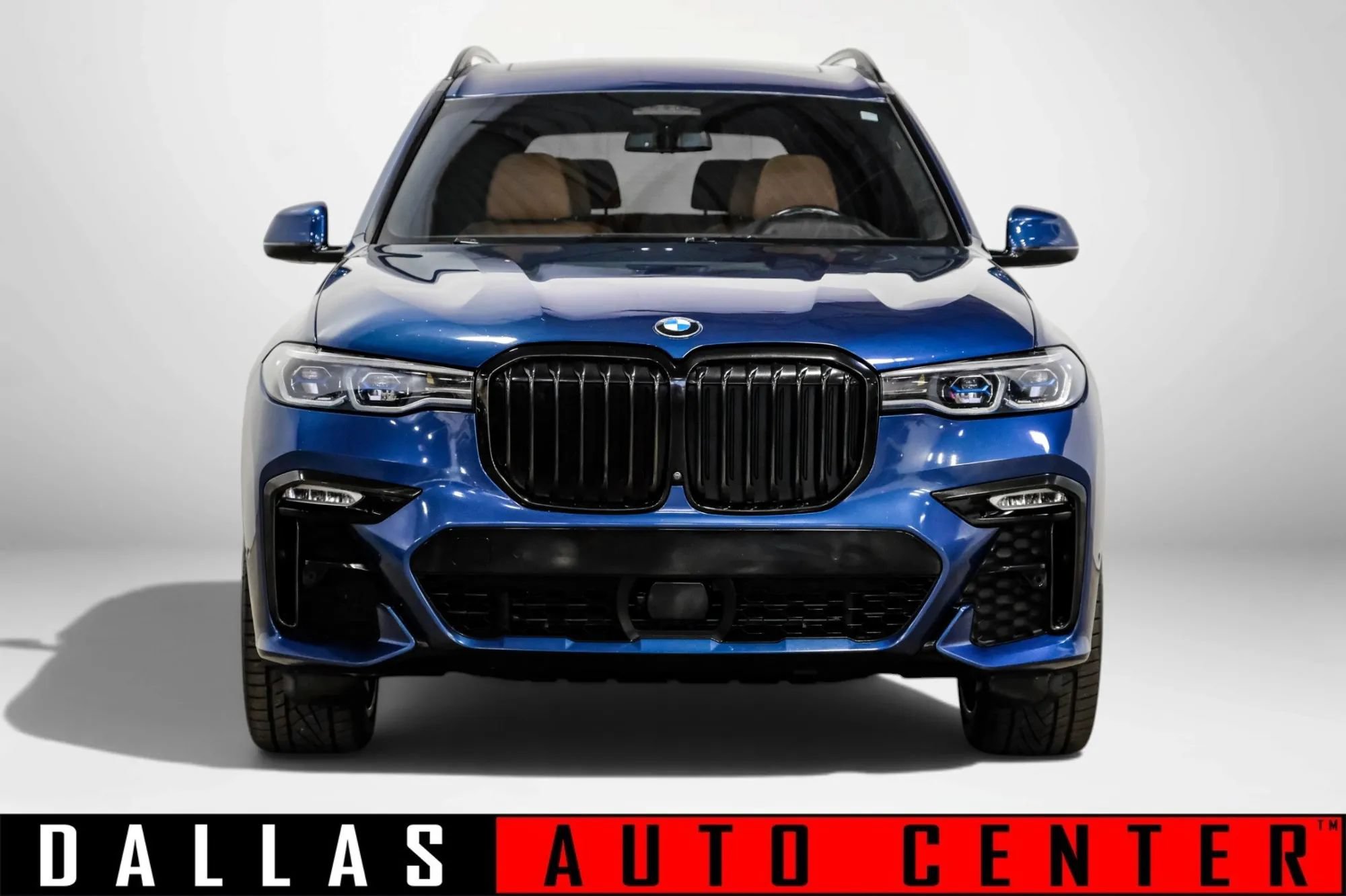 Used 2021 BMW X7 M50i AWD/4WD image 2