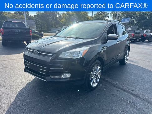 Used 2016 Ford Escape SE w/ SE Chrome Package AWD/4WD image 2