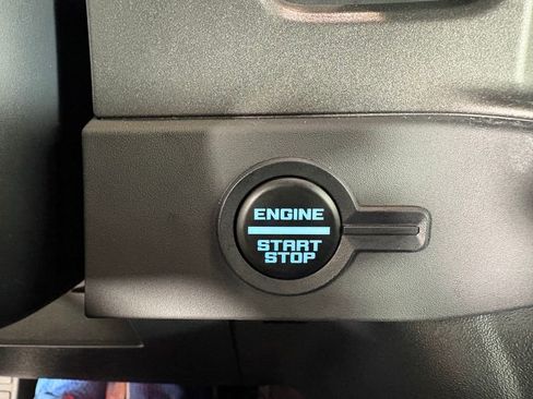 Certified 2025 Ford Bronco 2-Door AWD/4WD image 19