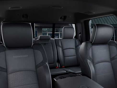 New 2026 RAM 2500 Laramie AWD/4WD image 26