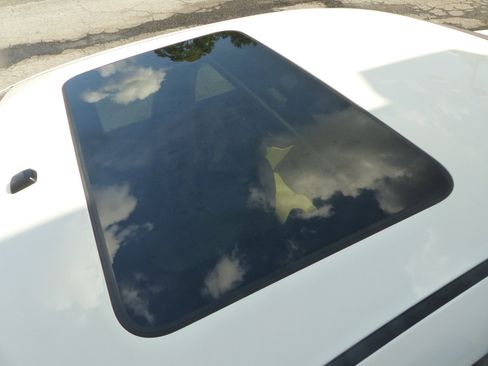 Used 2007 Pontiac G6 GT w/ Premium Package image 10