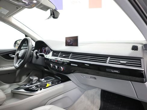 Used 2018 Audi Q7 3.0T Premium Plus w/ Premium Plus Package AWD/4WD image 23