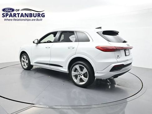 Used 2025 Audi Q5 Premium Plus AWD/4WD image 5