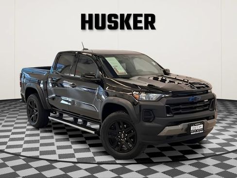Certified 2024 Chevrolet Colorado Trail Boss w/ Technology Package AWD/4WD image 1