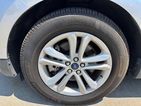 Used 2020 Ford Edge SEL AWD/4WD image 9