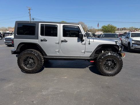 Used 2013 Jeep Wrangler Unlimited Sport w/ Connectivity Group AWD/4WD image 5