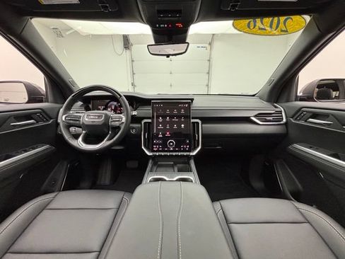 Used 2026 GMC Acadia Elevation w/ Super Cruise Package AWD/4WD image 3