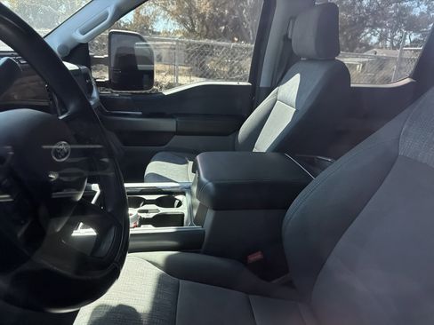 Used 2024 Ford F250 XLT w/ XLT Premium Package image 5