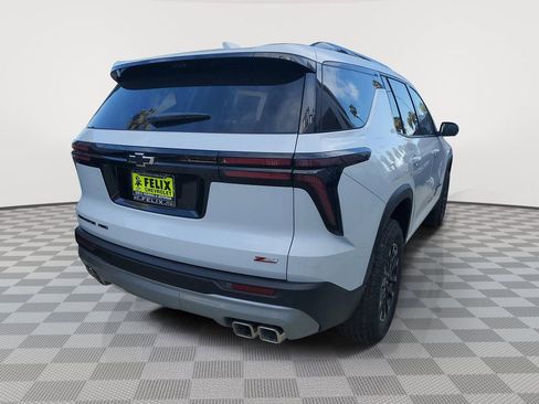 New 2026 Chevrolet Traverse Z71 w/ Driver Confidence Package image 3