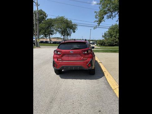 Used 2025 Subaru Crosstrek 2.5i Limited AWD/4WD image 3