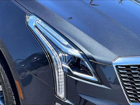 Certified 2023 Cadillac XT5 Premium Luxury AWD/4WD image 32