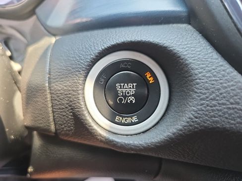 Used 2015 Chrysler 200 S w/ Navigation & Sound Group I FWD image 22