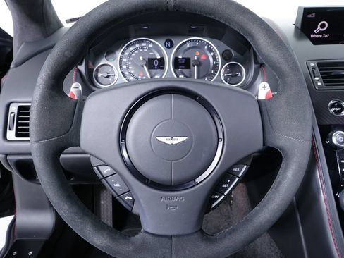 Used 2015 Aston Martin V12 Vantage S RWD image 19
