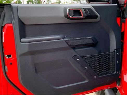 Used 2024 Ford Bronco Big Bend image 20