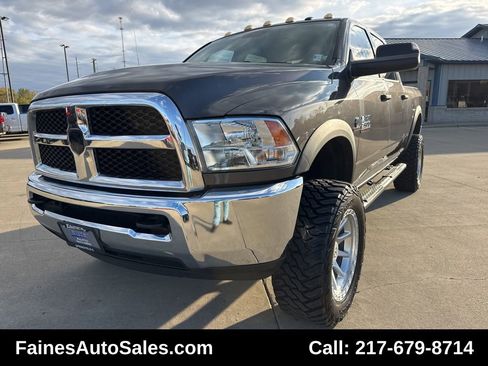 Used 2016 RAM 2500 Tradesman w/ Chrome Appearance Group image 2