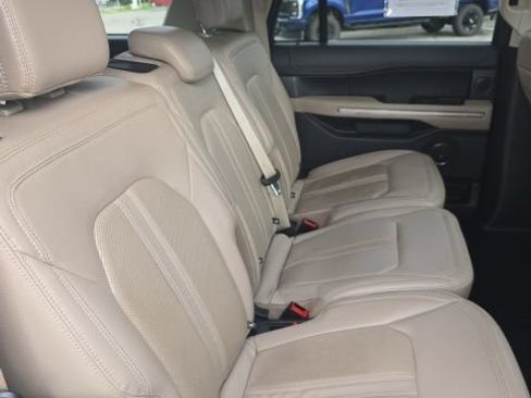 Used 2022 Ford Expedition Max Limited AWD/4WD image 30