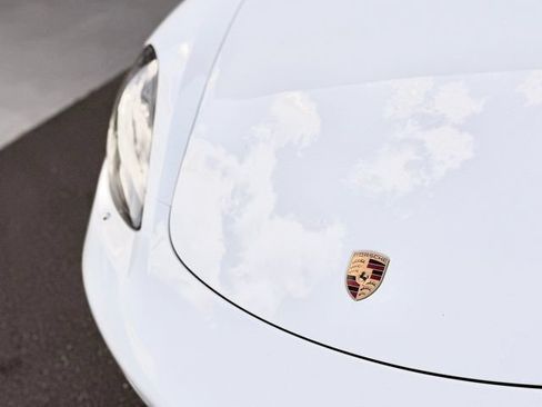 Used 2024 Porsche 718 Boxster RWD image 40