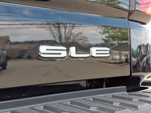Used 2024 GMC Sierra 1500 SLE AWD/4WD image 31