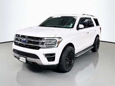 Used 2023 Ford Expedition Limited image 1