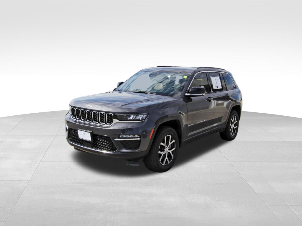 Used 2024 Jeep Grand Cherokee Limited AWD/4WD image 2
