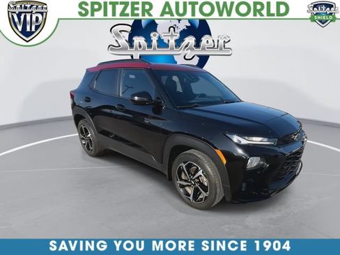 Used 2021 Chevrolet TrailBlazer RS w/ Sun and Liftgate Package AWD/4WD image 2