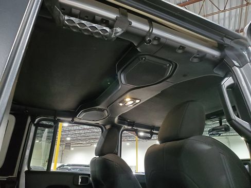 Used 2019 Jeep Wrangler Unlimited Sport AWD/4WD image 22