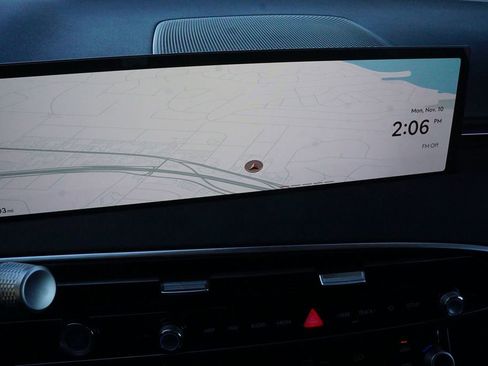 Certified 2026 Genesis GV70 2.5T Select image 9