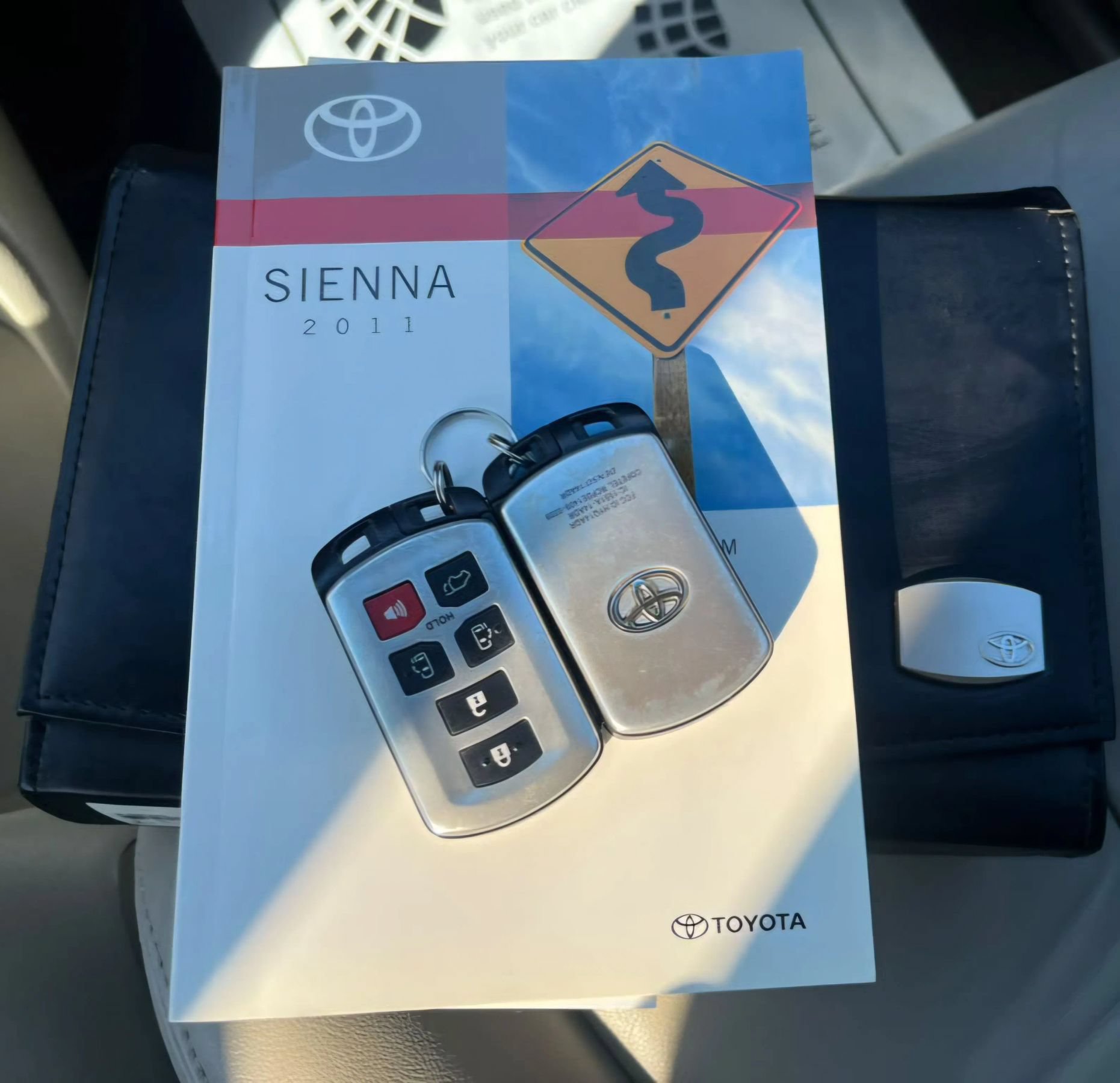 Used 2011 Toyota Sienna XLE w/ XLE Navigation Pkg FWD image 48