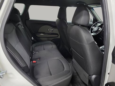 Used 2017 Kia Soul + w/ Audio Package FWD image 18