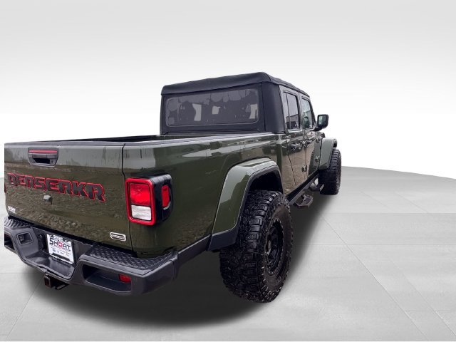 Used 2022 Jeep Gladiator Overland w/ Trailer Tow Package AWD/4WD image 5