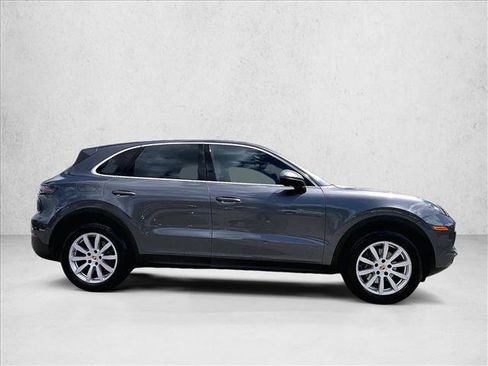 Used 2020 Porsche Cayenne AWD/4WD image 5