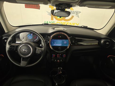Used 2023 MINI Cooper 4-Door Hardtop FWD image 13